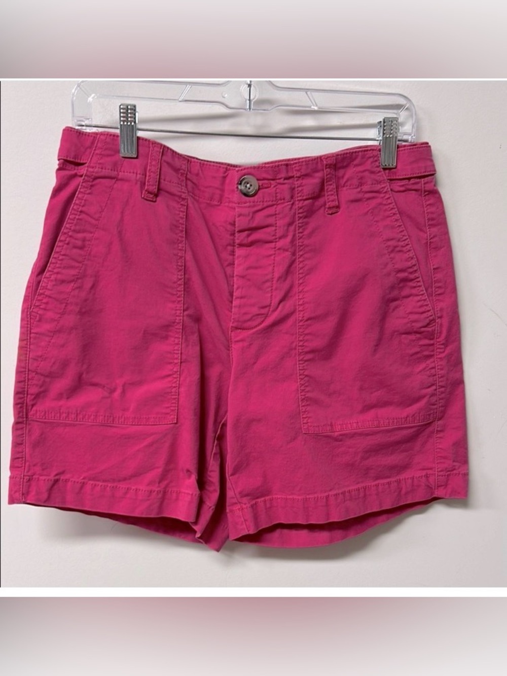 Cabi Pink Paperback Short- size 6